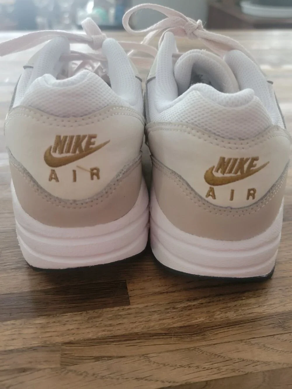 Nike Air Max 1 Colorway Sneakers Big Kids 2023 style DZ3307-103 Beige/White